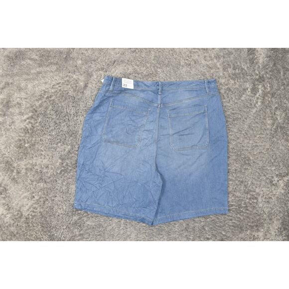 NEW Lane Bryant Blue Relaxed Bermuda Shorts Plus Size 22 Zip Solid - Picture 3 of 7